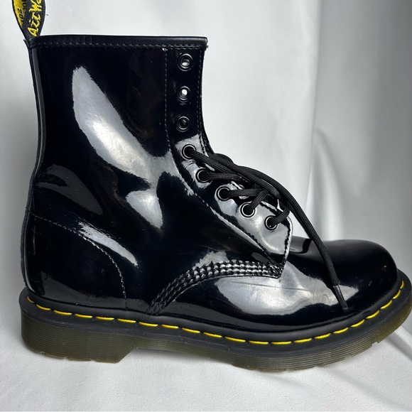 Dr. Martens Shoes - Dr. Martens 11821 Shiny Patent Leather Black Boots Women’s sz 10